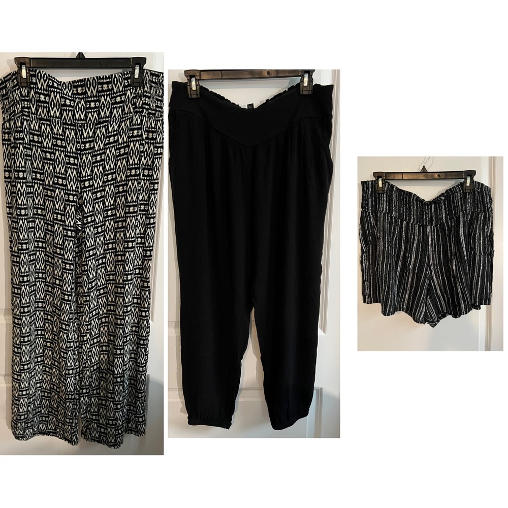 ☀️☀️Three summer bottoms. Size XL.☀️☀️